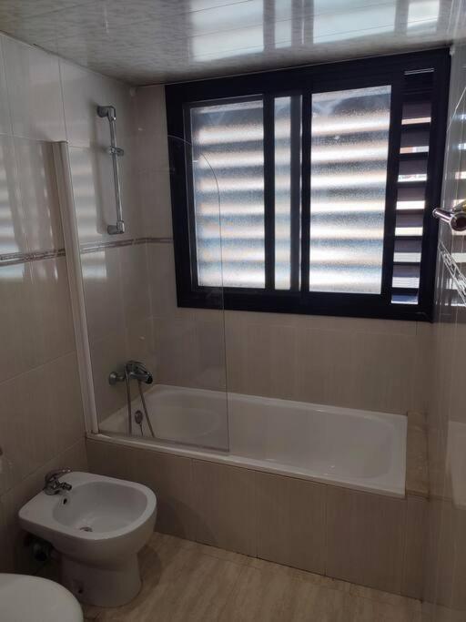 Duplex Con Piscina En Rubi Apartment Екстериор снимка